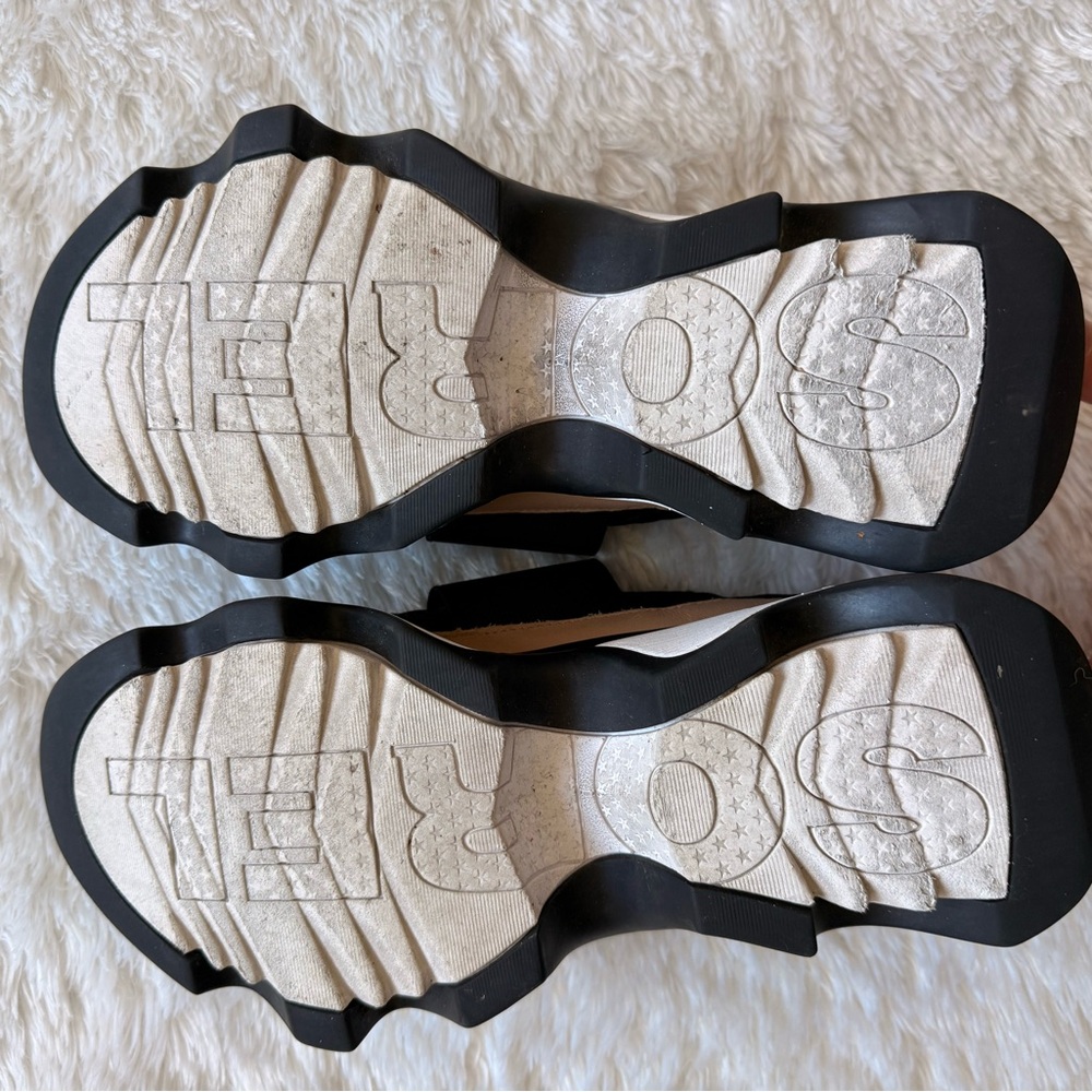 Sorel Women’s Kinetic Impact II Slip On Sneakers - Picture 3 of 8
